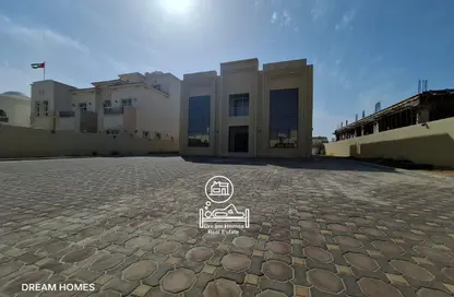 فيلا - 5 غرف نوم - 6 حمامات للايجار في مدينة الرياض - أبوظبي