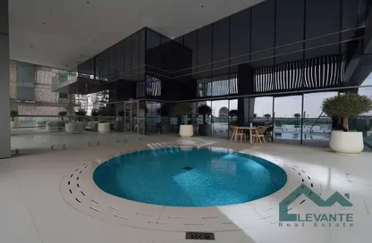 شقة - 1 حمام للايجار في رويال ريجينسي - الخليج التجاري - دبي شقة - 1 حمام للايجار في رويال ريجينسي - الخليج التجاري - دبي