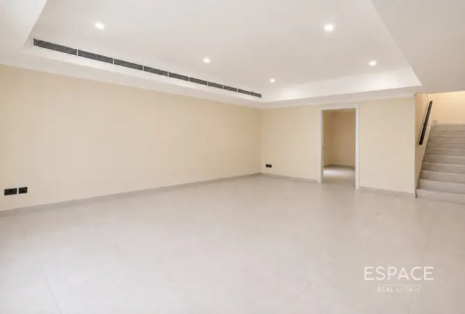 165591409 - Property Image 3
