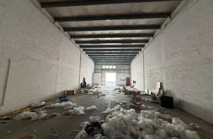 مستودع - استوديو - 1 حمام للايجار في 18 المنطقة الصناعية رقم - المنطقة الصناعية بالشارقة - الشارقة