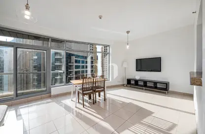 Apartment - 2 Bedrooms - 3 Bathrooms for rent in Fairfield Tower - Park Island - Dubai Marina - Dubai