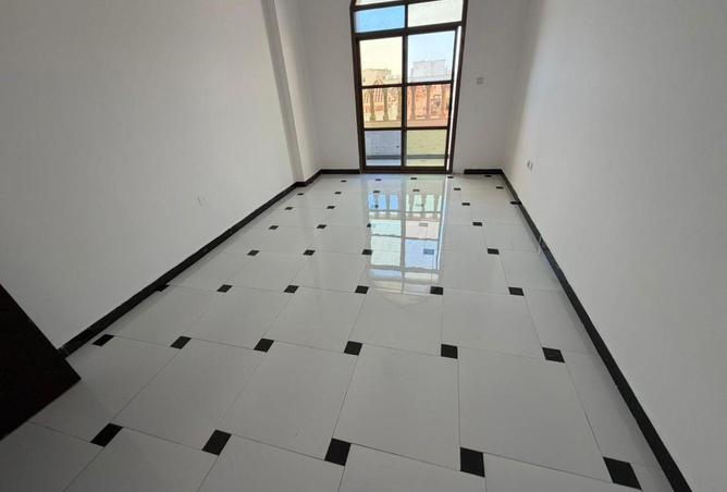 87050525 - Property Image 3
