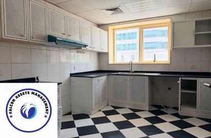 Apartment - 3 Bedrooms - 3 Bathrooms for rent in New Al Taawun Road - Al Taawun - Sharjah