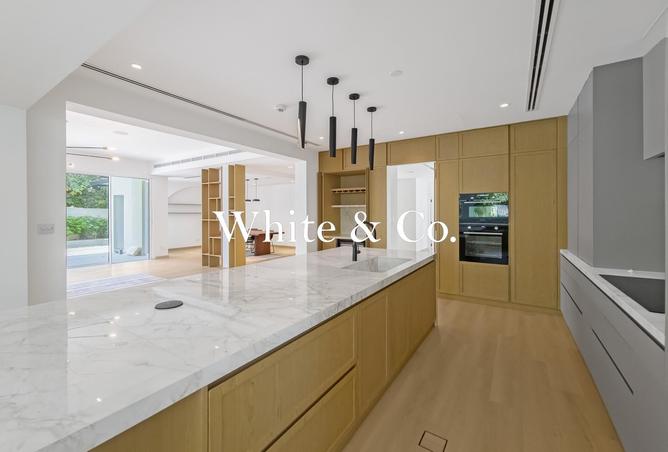 100388683 - Property Image 2