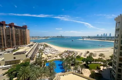 Apartment - 3 Bedrooms - 4 Bathrooms for rent in Al Das - Shoreline Apartments - Palm Jumeirah - Dubai
