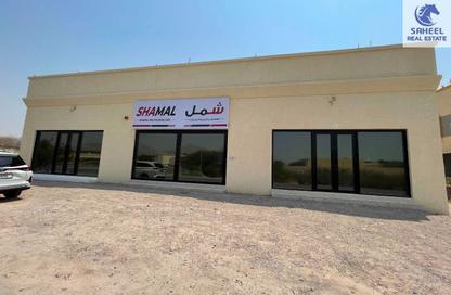 متجر - استوديو - 2 حمامات للايجار في شمال جلفار - رأس الخيمة