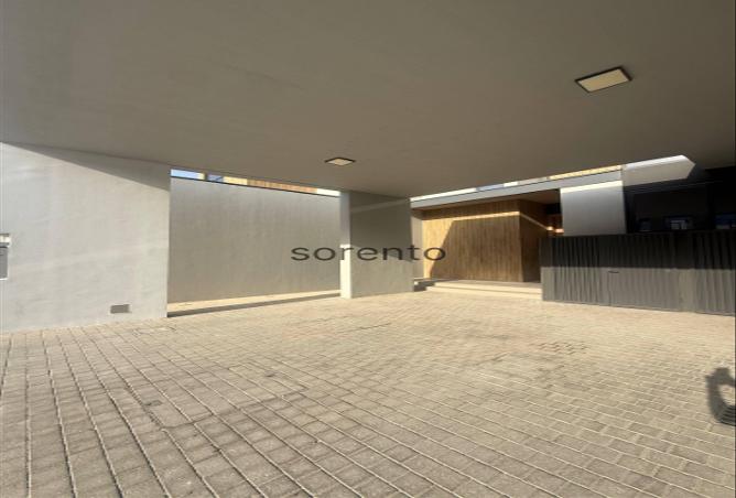 98262092 - صورة العقار 2