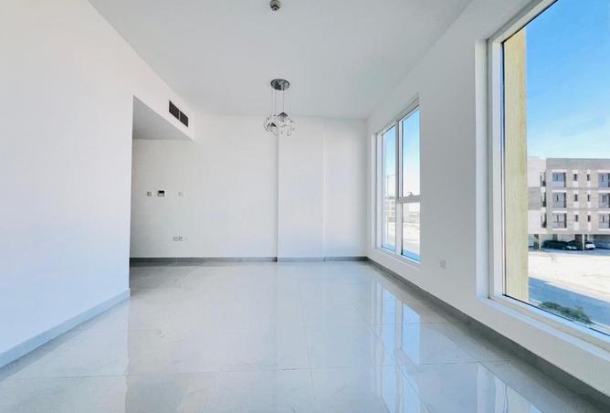 16073190 - صورة العقار 3