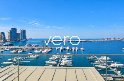 Apartment - 3 - 4 for sale in Seagate Building 1 - Seagate - Mina Rashid - Dubai Apartment - 3 - 4 for sale in Seagate Building 1 - Seagate - Mina Rashid - Dubai