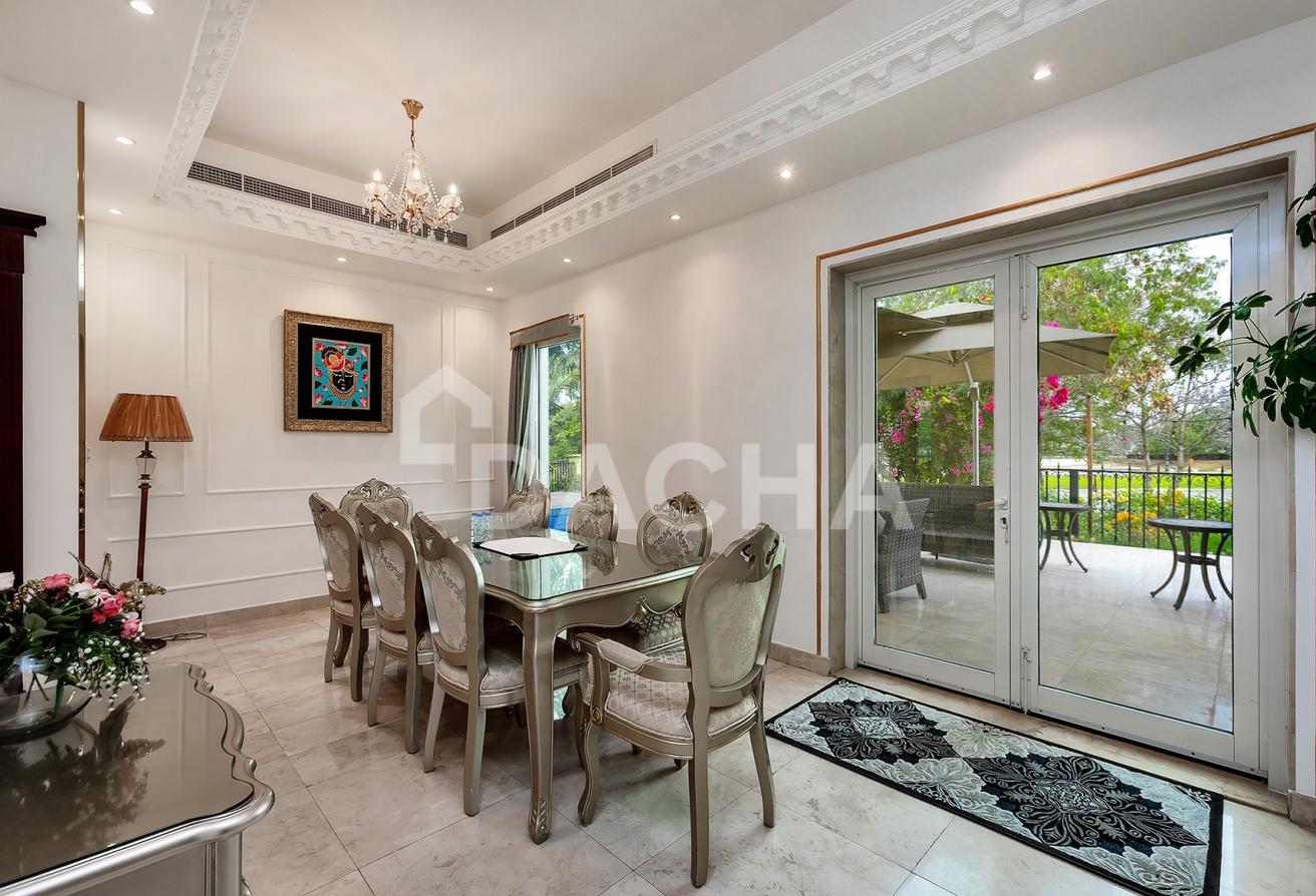 Upgraded | Fully Furnished | Lake View photo 6