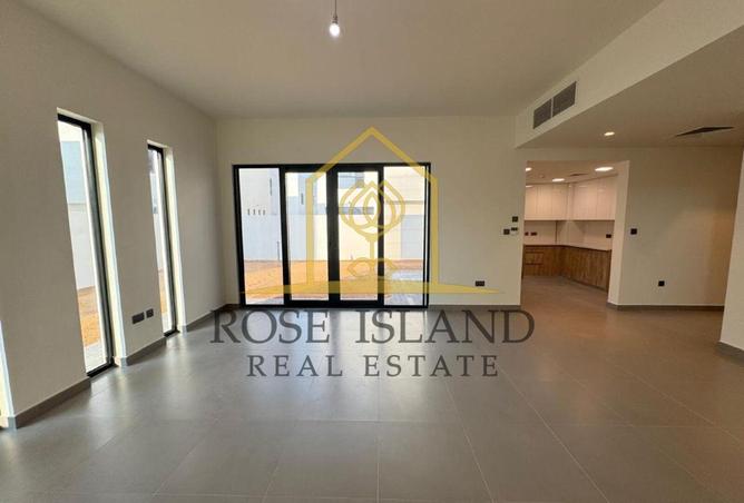 83671942 - Property Image 3