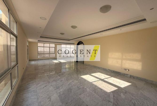 61693518 - Property Image 2