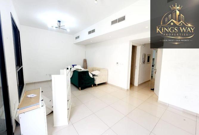 74237505 - Property Image 3