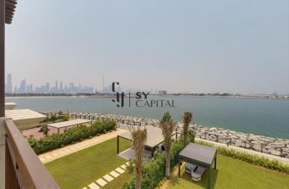 Villa - 5 - 6 for rent in Sur La Mer 2 - Sur La Mer - Jumeirah 1 - Jumeirah - Dubai