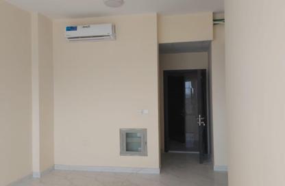 Apartment - 1 Bedroom - 1 Bathroom for rent in Al Jurf Industrial 2 - Al Jurf Industrial - Ajman