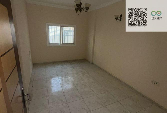 A room and a hall and a balcony for rent annually,