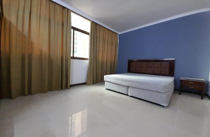 Apartment - Studio - 1 Bathroom for rent in Hamdan Street - Abu Dhabi