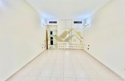Apartment - 2 Bedrooms - 4 Bathrooms for rent in Umm Hurair 1 - Umm Hurair - Dubai