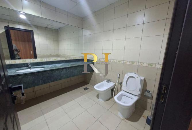 74255032 - Property Image 3