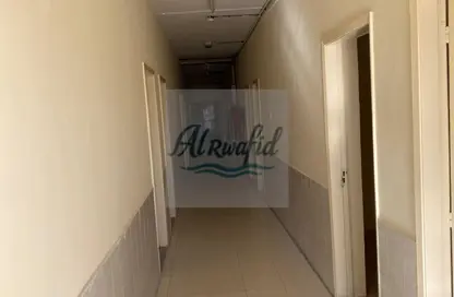 Labor Camp - Studio for rent in Industrial Area 5 - Sharjah Industrial Area - Sharjah