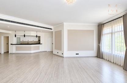 Apartment - 3 - 4 for rent in Al Basri - Shoreline Apartments - Palm Jumeirah - Dubai