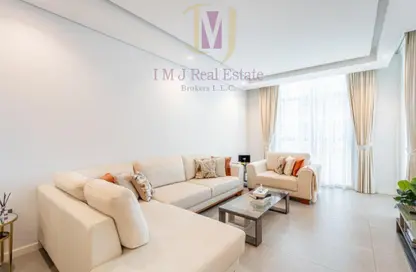 Apartment - 2 Bedrooms - 3 Bathrooms for rent in Diamond Building - Jumeirah Garden City - Al Satwa - Dubai