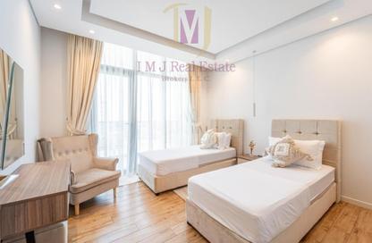 Apartment - 2 - 3 for rent in Diamond Building - Jumeirah Garden City - Al Satwa - Dubai