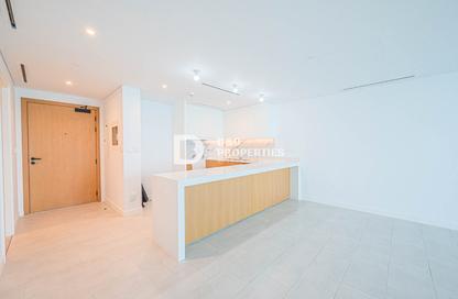 Apartment - 2 - 3 for rent in La Vie - Jumeirah Beach Residence - Dubai