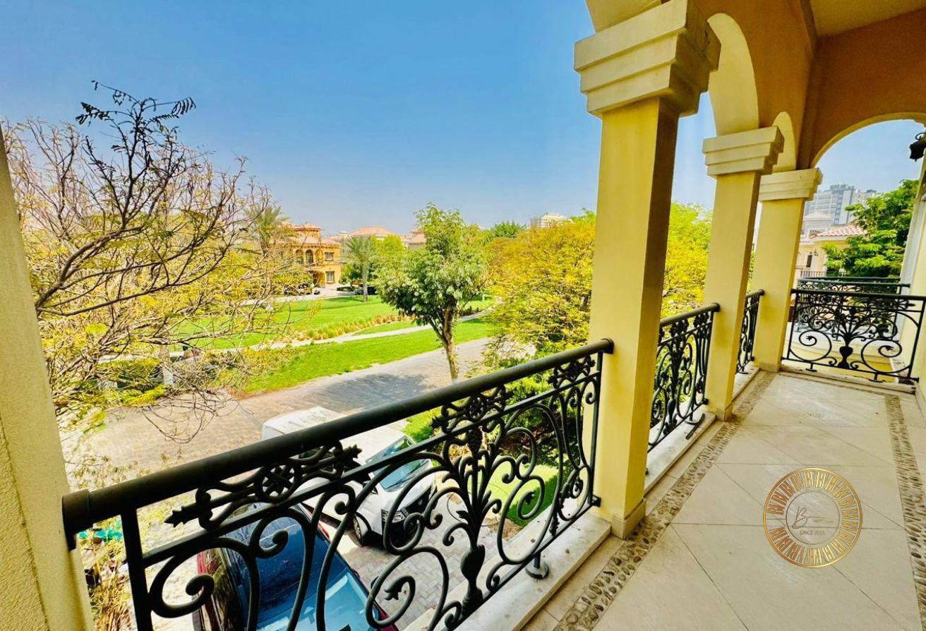 RENOVATED - LARGE FIVE-BEDROOM VILLA WITH MAIDS photo 7
