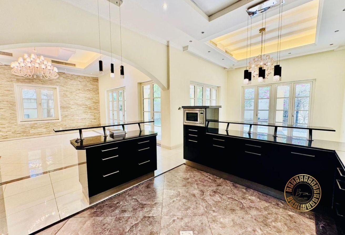 RENOVATED - LARGE FIVE-BEDROOM VILLA WITH MAIDS photo 20