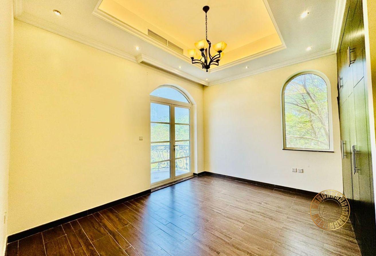 RENOVATED - LARGE FIVE-BEDROOM VILLA WITH MAIDS photo 14