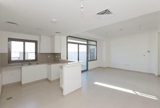 74240154 - Property Image 2