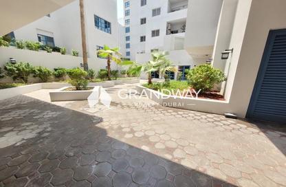 Apartment - 2 - 2 for rent in Dar Al Muraqqabat - Al Muraqqabat - Deira - Dubai
