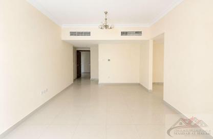 Apartment - 2 Bedrooms - 3 Bathrooms for rent in Muwaileh 29 Building - Muwaileh - Sharjah