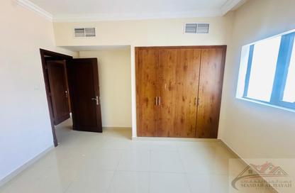 Apartment - 2 - 2 for rent in Muwailih Building - Muwaileh - Sharjah