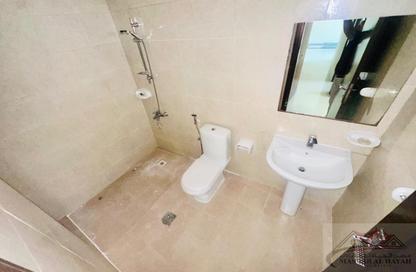 Apartment - 2 - 2 for rent in Muwailih Building - Muwaileh - Sharjah