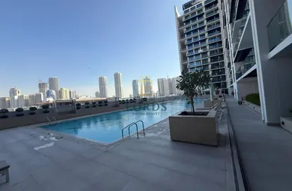 شقة - غرفة نوم - 2 حمامات للبيع في بن غاطي عنبر - منطقة 11 - قرية جميرا الدائرية - دبي