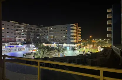 Apartment - 1 Bedroom - 2 Bathrooms for rent in Tower 22 - Al Reef Downtown - Al Reef - Abu Dhabi