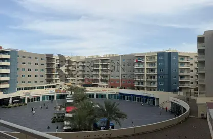 شقة - غرفة نوم - 2 حمامات للايجار في برج 22 - الريف داون تاون - الريف - أبوظبي