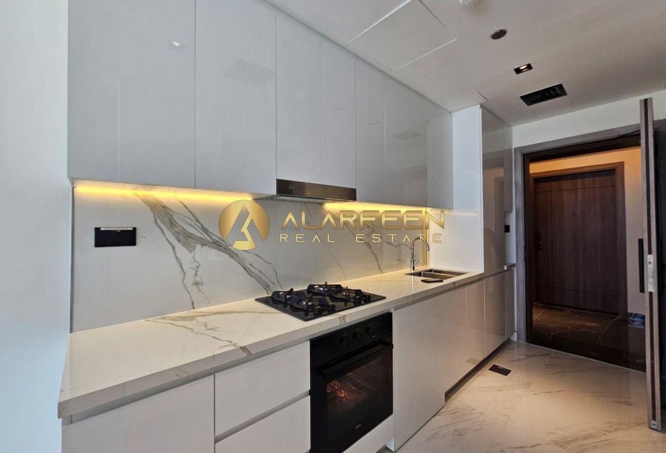 Elegant Studio | Pool View | Semi furnished photo 6