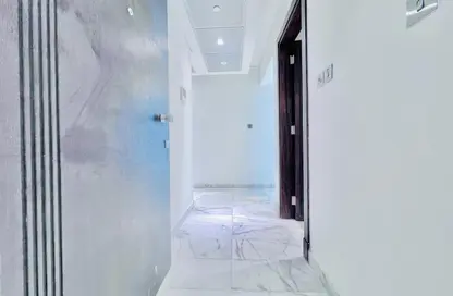 شقة - 3 غرف نوم - 4 حمامات للايجار في برج غنادة - الخالدية - أبوظبي