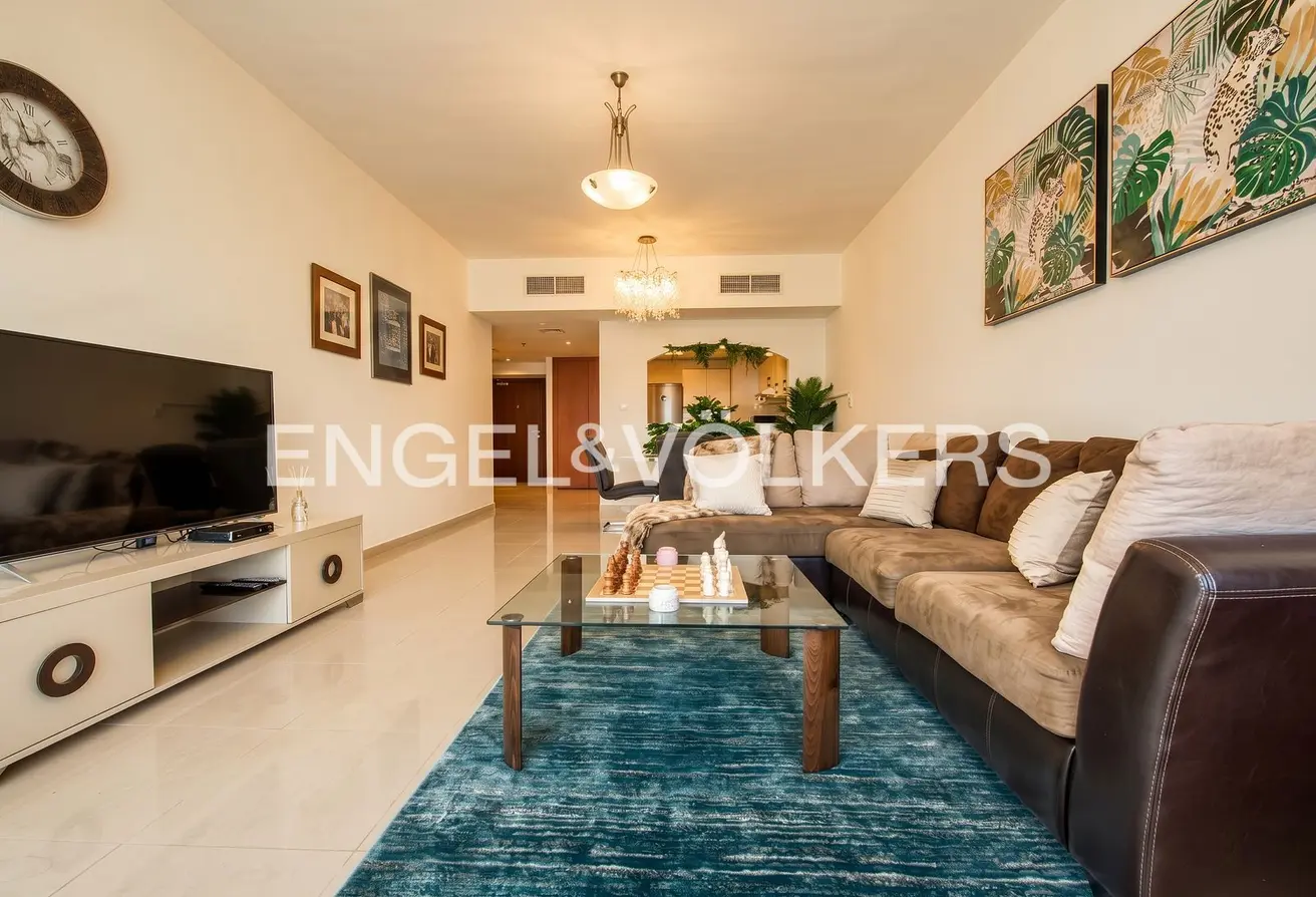 150021021 - Property Main Image