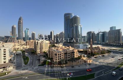 Apartment - 1 - 2 for rent in Vida Residence Downtown - Downtown Dubai - Dubai