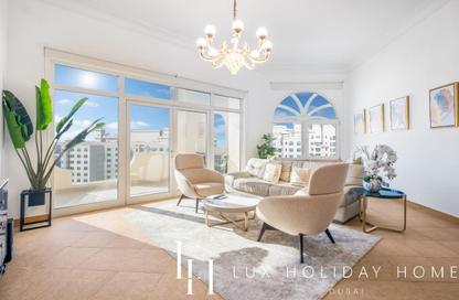 Apartment - 3 Bedrooms - 3 Bathrooms for rent in Al Hamri - Shoreline Apartments - Palm Jumeirah - Dubai