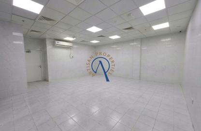 Retail - Studio - 1 Bathroom for rent in Al Ghaf 1 - Arjan - Dubai