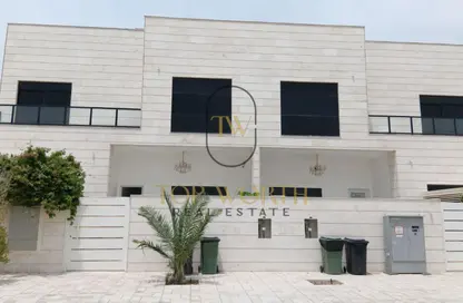 Villa - 5 Bedrooms - 6 Bathrooms for rent in Nad Al Sheba Gardens 1 - Nad Al Sheba Gardens - Nad Al Sheba - Dubai