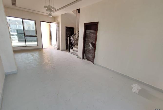 135600823 - Property Main Image