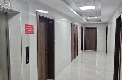 عمارة بالكامل - استوديو - 2 حمامات للبيع في تلال عجمان - العالية - عجمان
