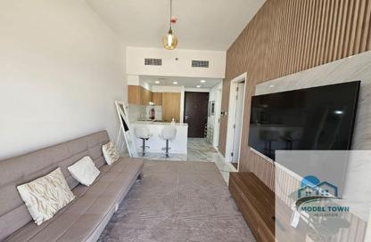Apartment - 1 - 2 for rent in Oasis 2 - Oasis Residences - Masdar City - Abu Dhabi