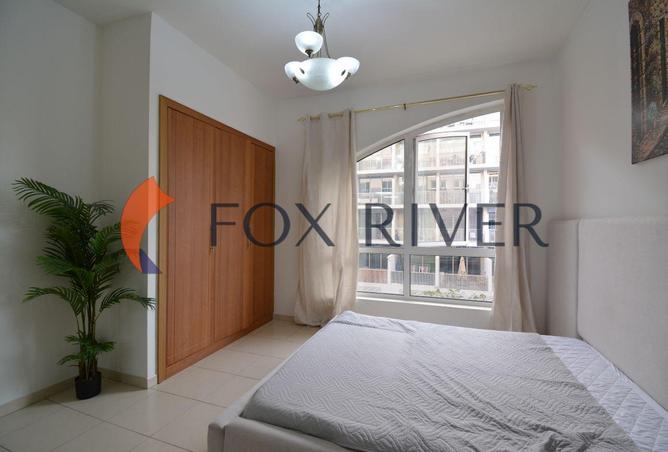 73110718 - Property Image 3